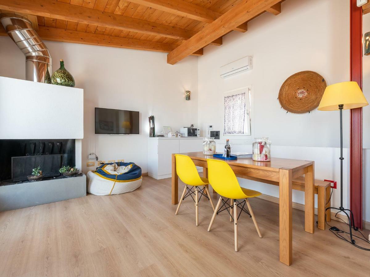 "Bea'S Terrace" - Private Jacuzzi And Panoramic Rooftop In The City Centre Cagliari Bagian luar foto